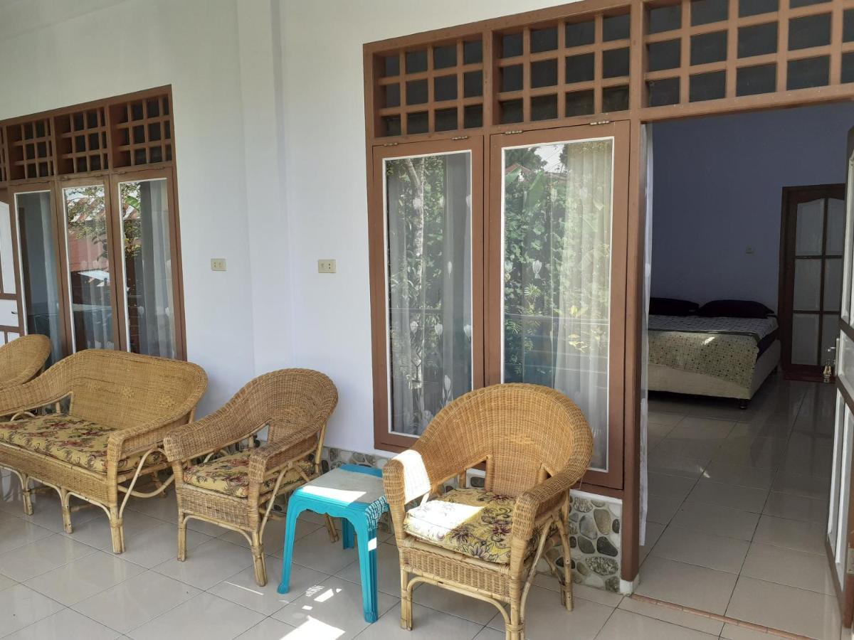 Riana'S Homestay Rantepao Exterior photo